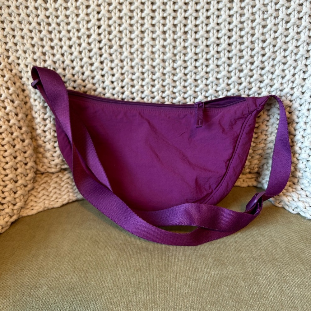 Uniqlo Purple Crescent Bag Crossbody Fanny Pack Adjustable Strap Plum